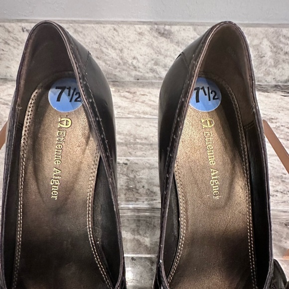 Etienne Aigner metallic Mary Janes size 7.5 - Picture 6 of 7